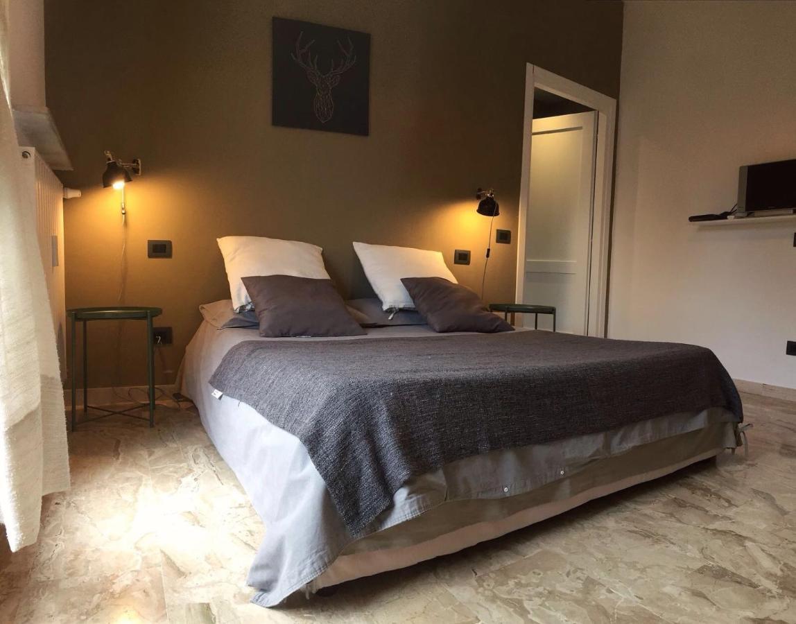 Il Contrabbasso Cremona Esterno foto